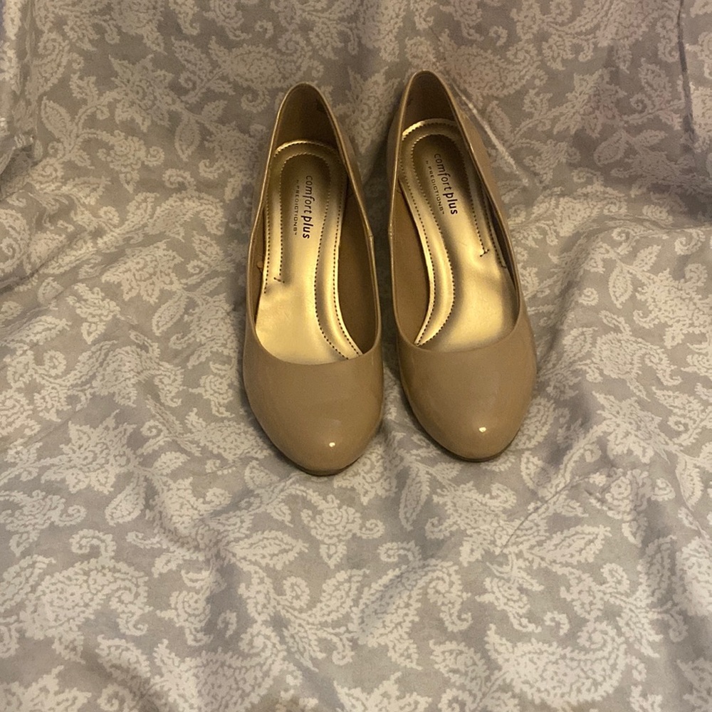 Comfort Plus Style Wave Size 7.5 Color Nude